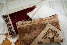 Load image into Gallery viewer, Neutral Arrow Pillow