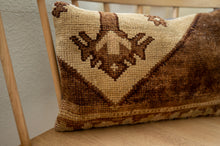 Load image into Gallery viewer, Neutral Arrow Pillow